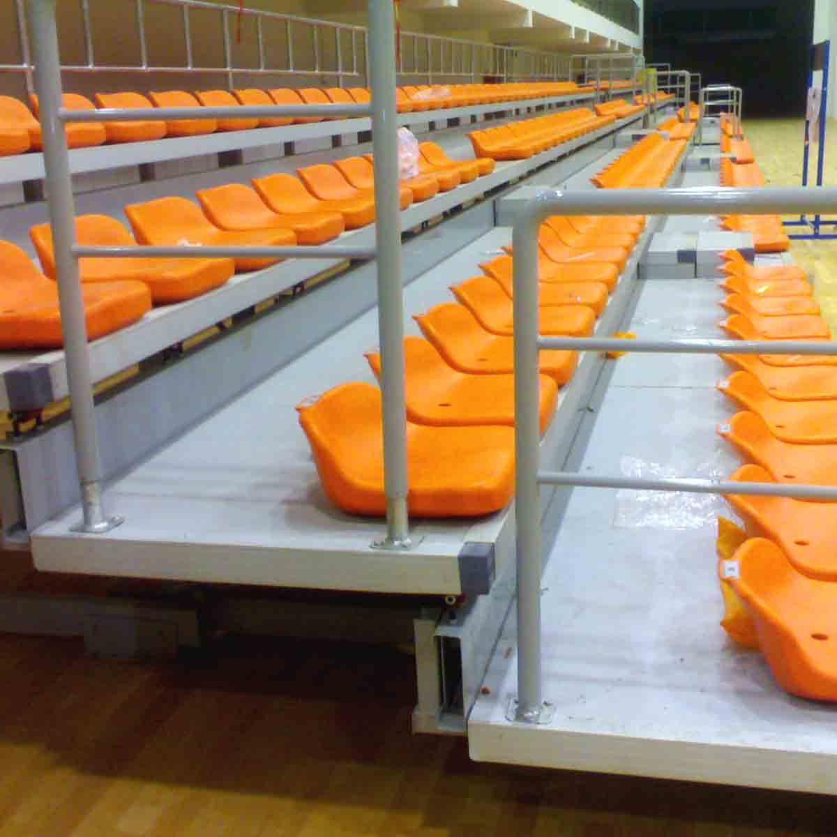 Retractable seating system