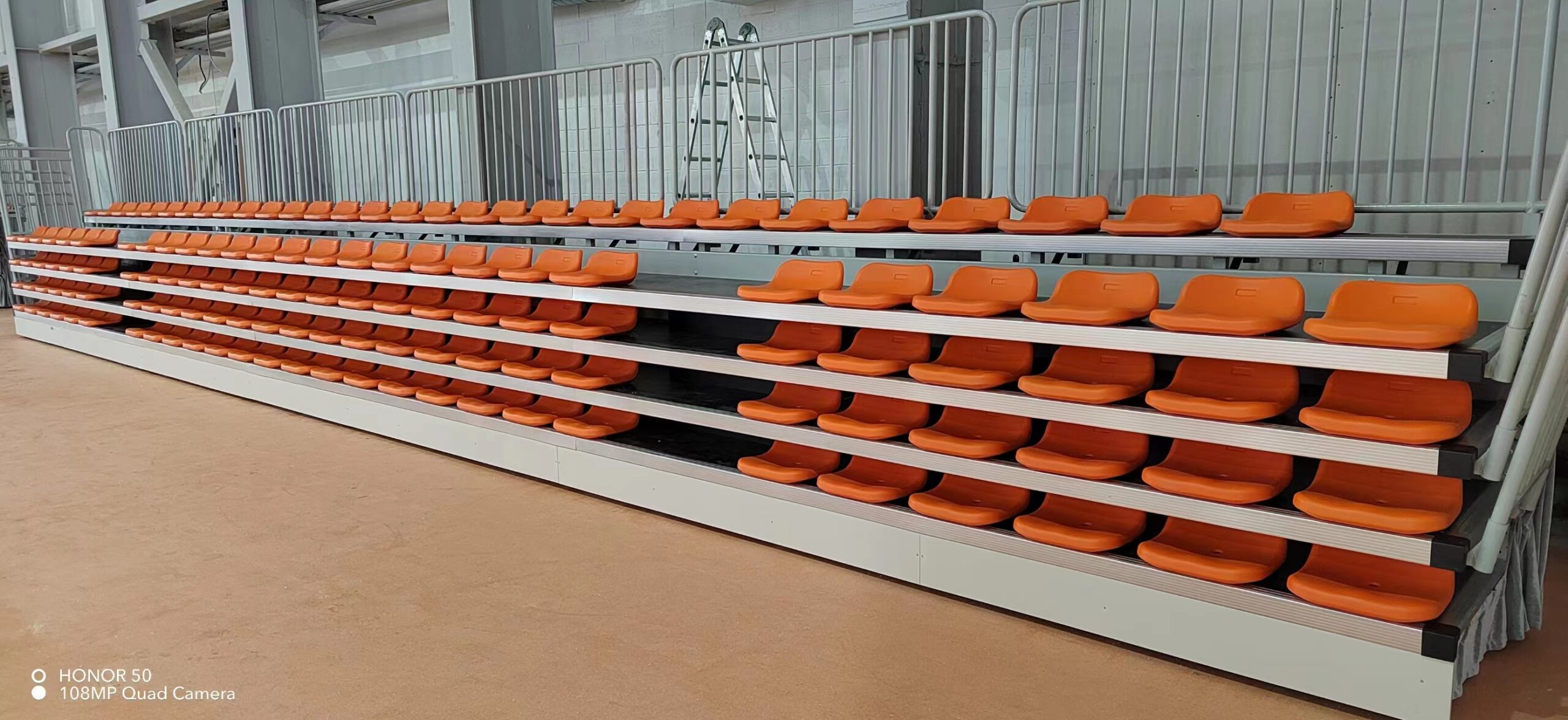 Retractable seating system - Image 2