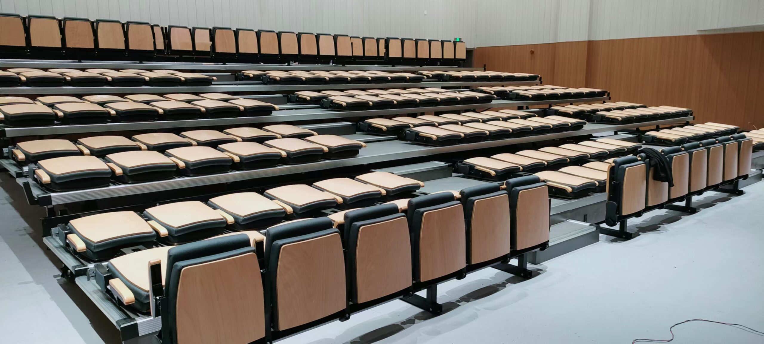 JY-780 Indoor Gallery Telescopic Seating System